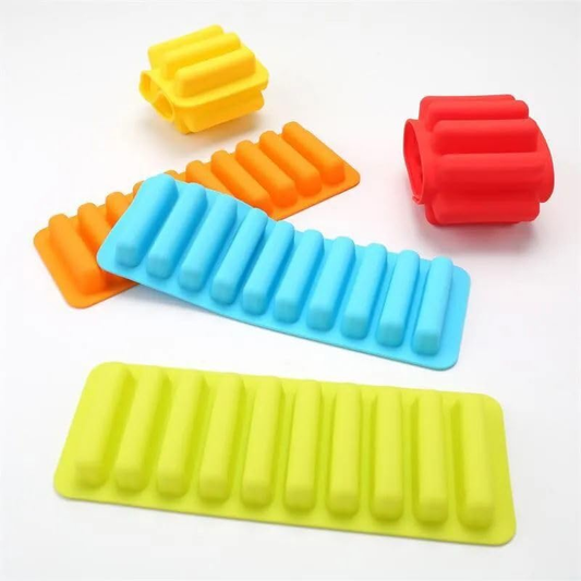 1 PC 10 Grids Silicone Ice Cube Tray for Water Bottle Ice Cream Pudding Maker Mold (Random Color)