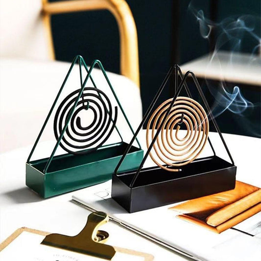 1pc Simple Triangle-shaped Iron Mosquito Coil Holder Creative Hanging Or Standing Incense Burner (Random Color)