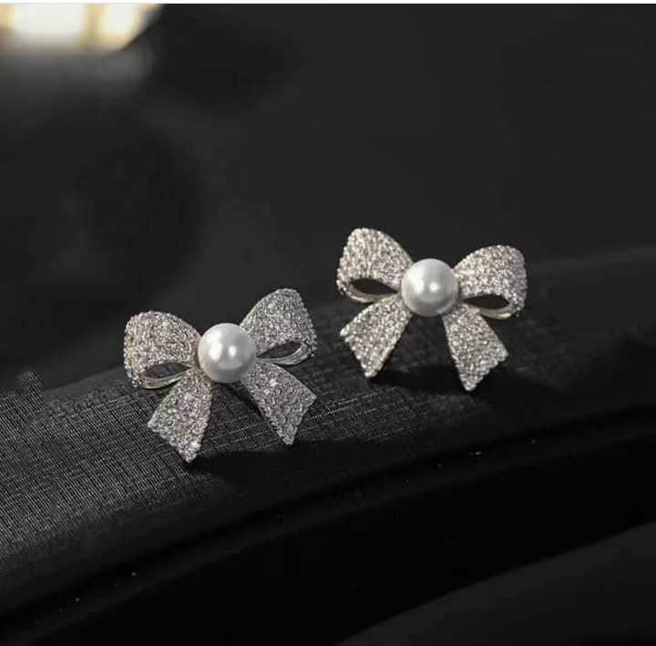 Korean  Elegant Zircon Bow style Earrings Pearl style Bow Earrings For Girls