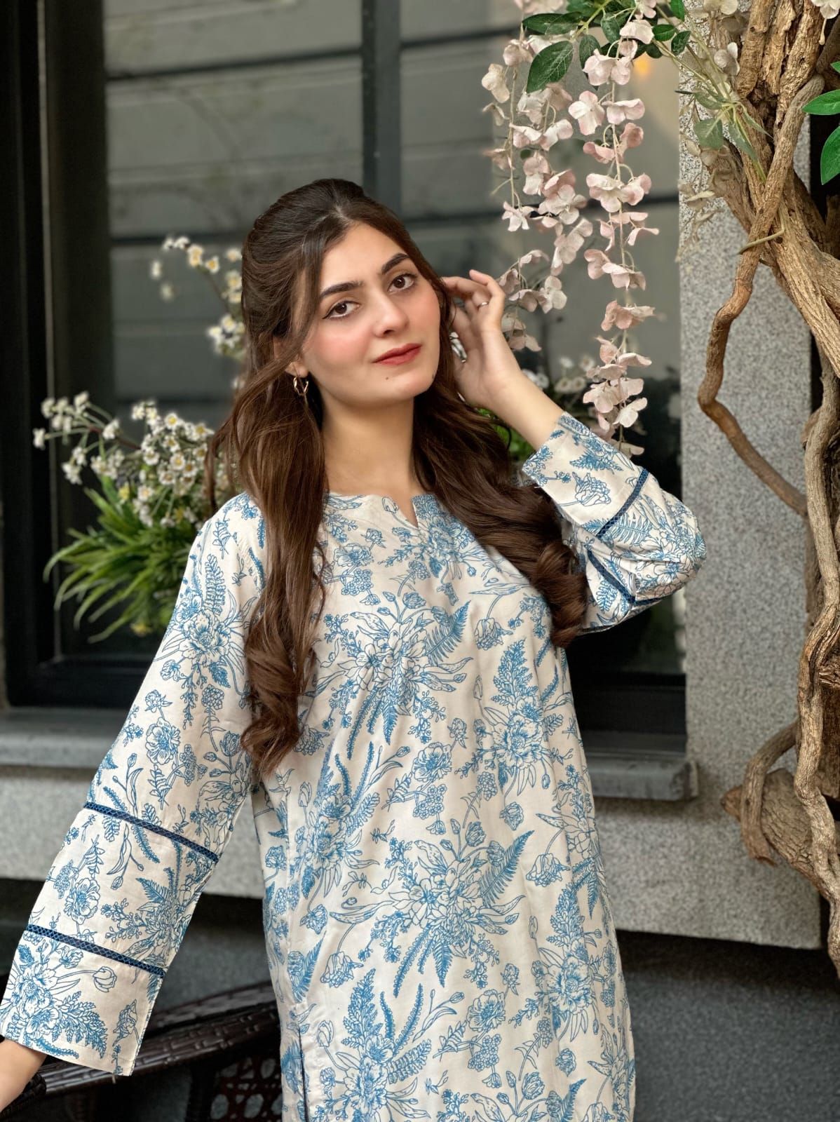 2pcs Stitched Suit Stone Winter linen Suit WINTER COLLECTION blue flower printed suit