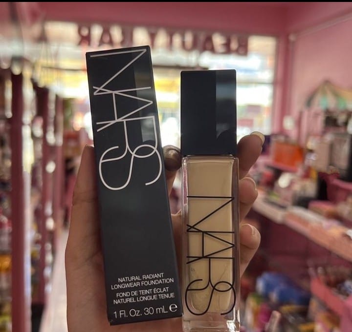 NARS high coverage foundation Natural Radiant Longwear Foundation 40 ml