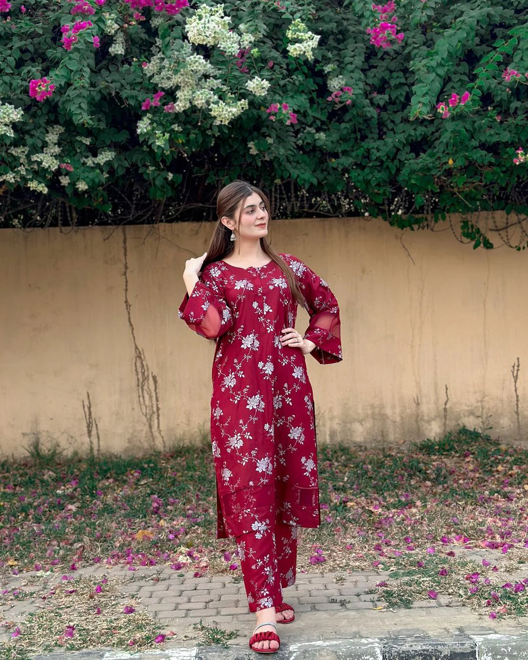 2pcs flower printed suit Stitched Suit Stone Winter linen Suit WINTER COLLECTION  (maroon)