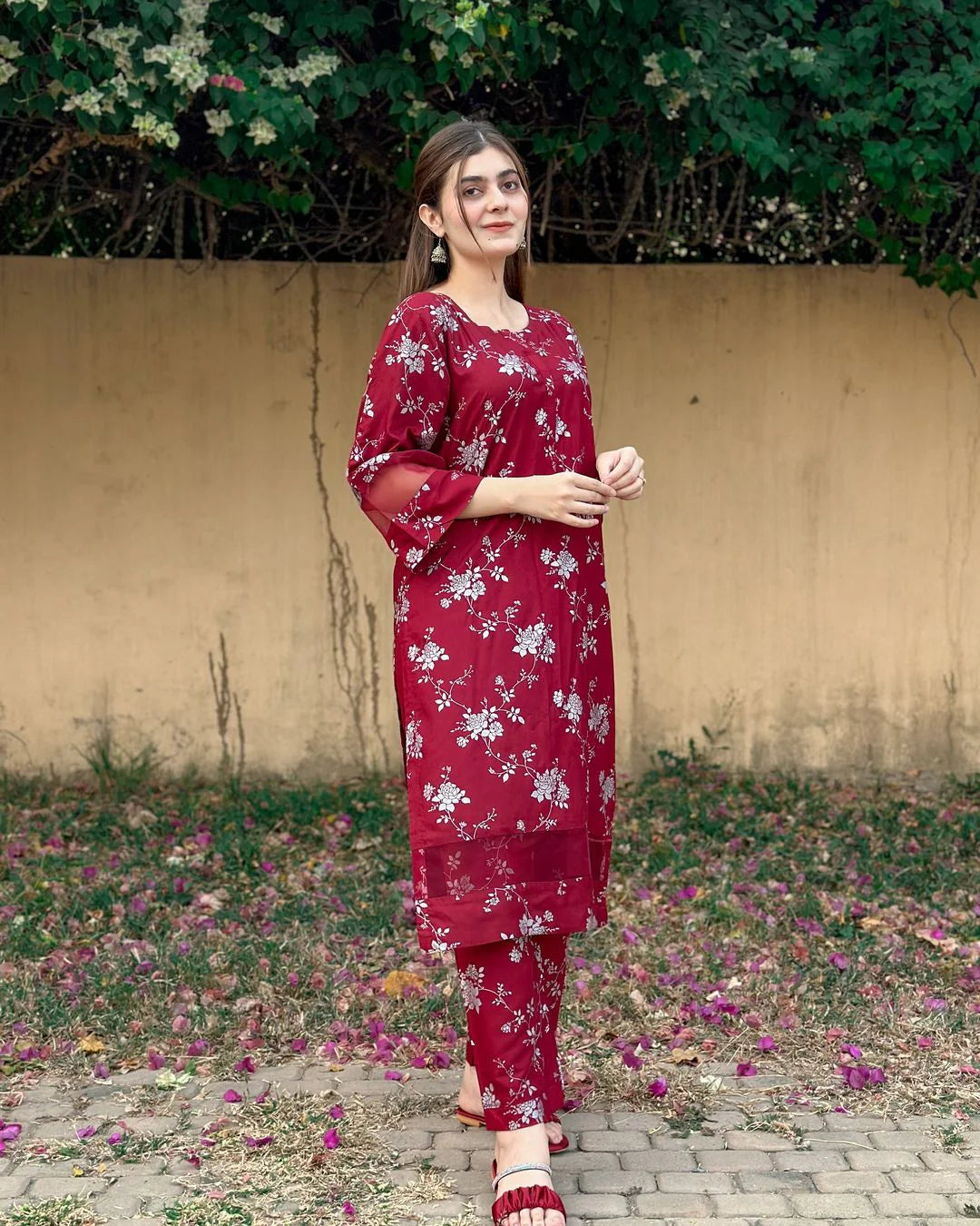 2pcs flower printed suit Stitched Suit Stone Winter linen Suit WINTER COLLECTION  (maroon)