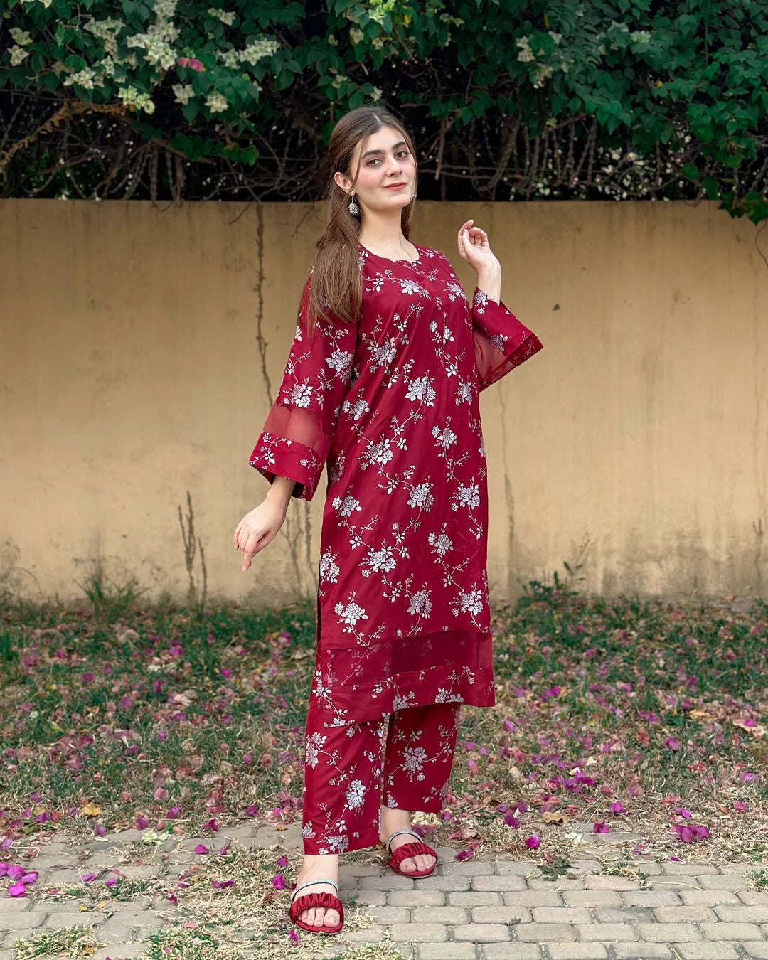 2pcs flower printed suit Stitched Suit Stone Winter linen Suit WINTER COLLECTION  (maroon)